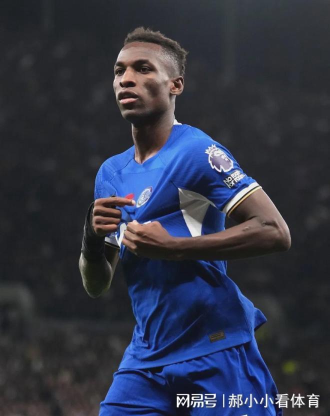 德罗巴连续七场比赛得分超过连败，法国队挑战极限！的简单介绍