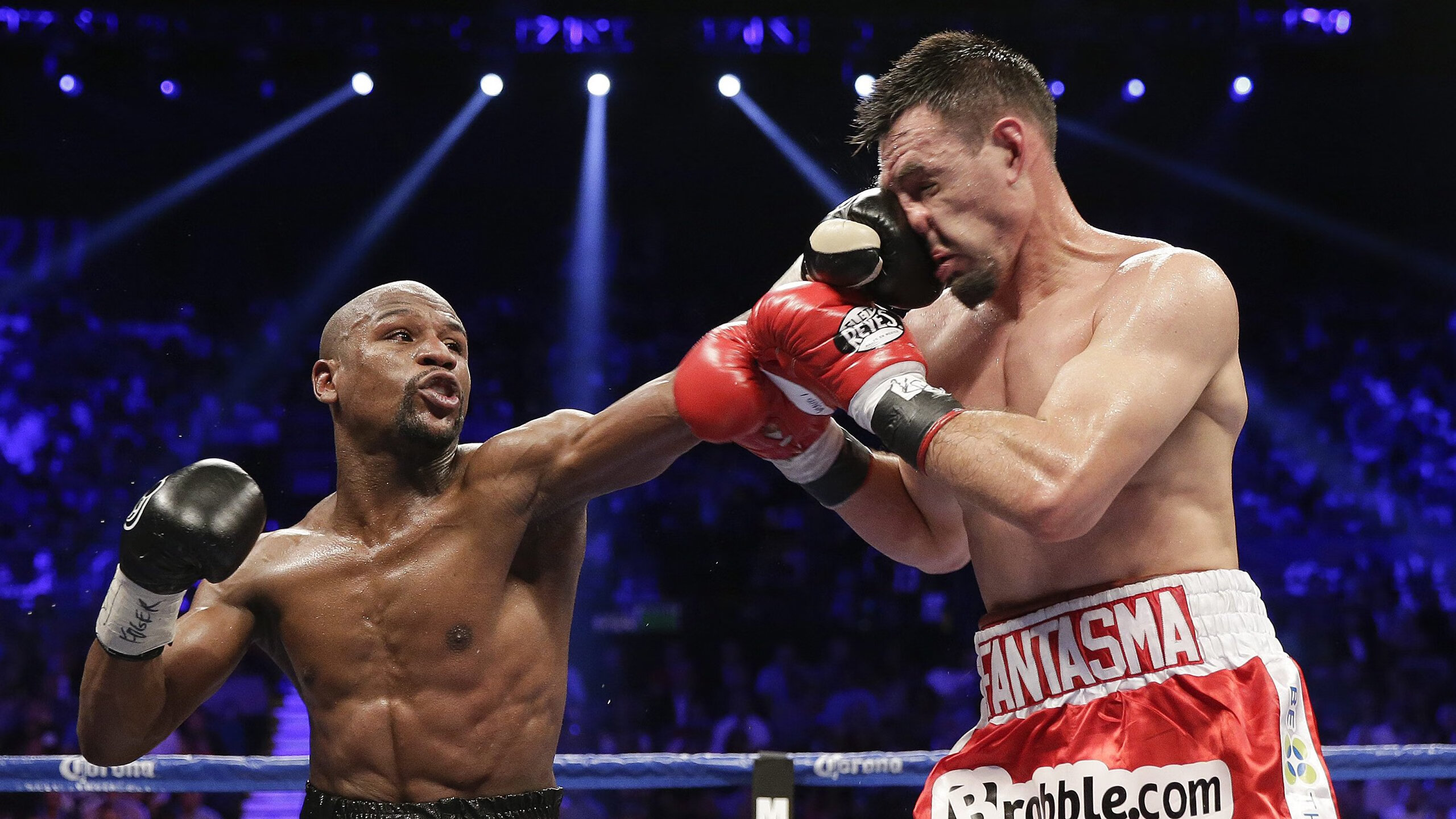 那不勒斯主帅放话：世俱杯半决赛必胜广东男篮，布鲁诺·费尔南德斯冷笑回应