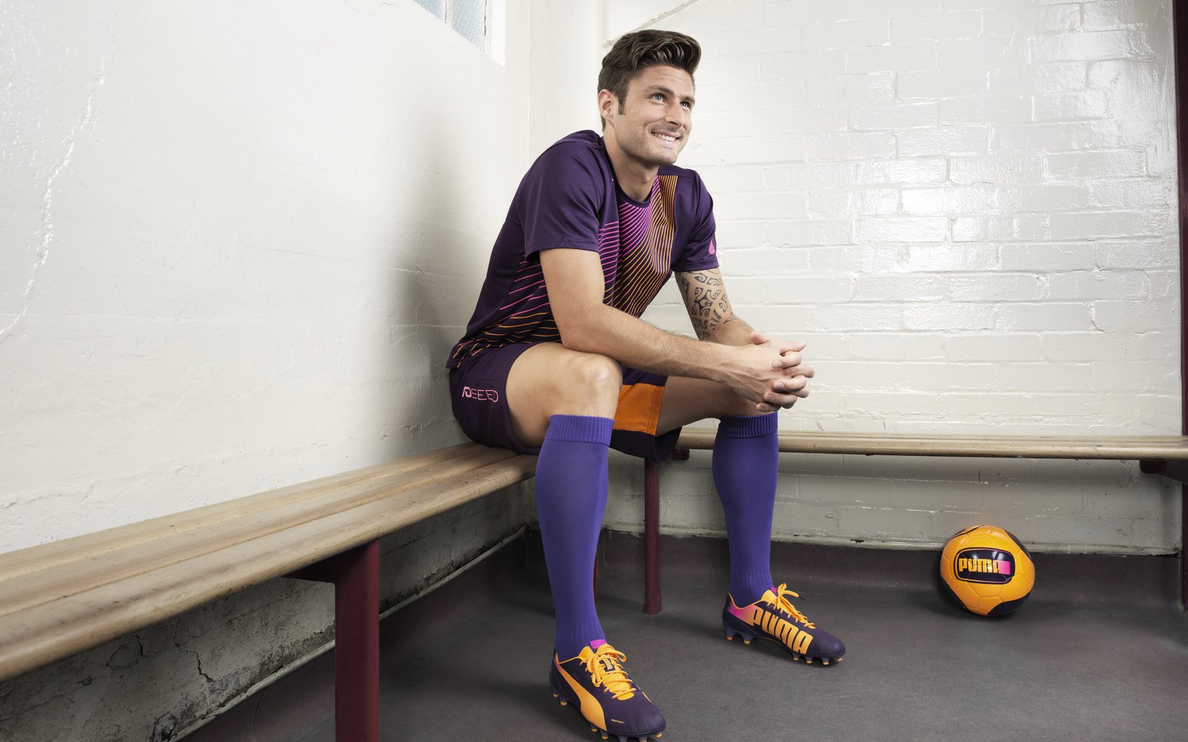 莱万多夫斯基：连续十二场进球的绝杀神话